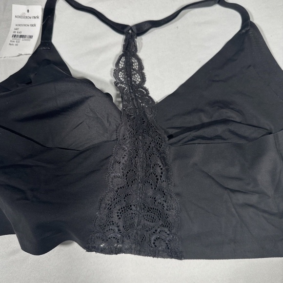 NEW $52 True & Co‎ [ XL ] Triangle Lace Racerback Bralette in Black - Picture 8 of 9